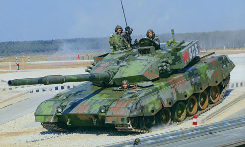 Việc Trung Quốc triển khai xe tăng Type 99A ở biên giới Trung-Ấn, nhằm đảm bảo lợi thế về hiệu suất chiến đấu khi so với các xe tăng chiến đấu chủ lực của Ấn Độ như T-72 và T-90 mà trước đó, Quân đội Ấn Độ đã triển khai tại đây.