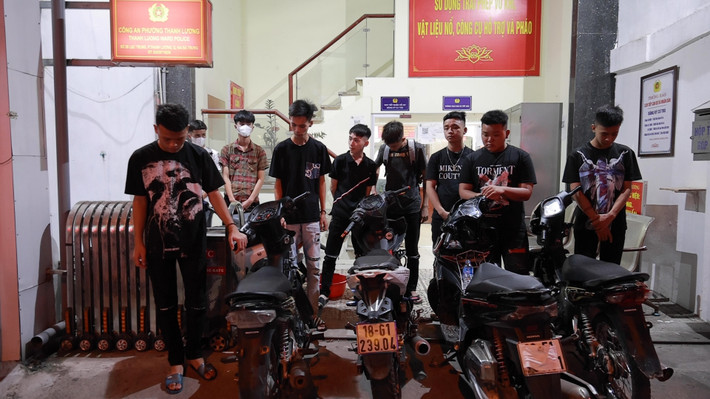 Tất cả người, phương tiện, tang vật đều đã được Công an phường Thanh Lương tiếp nhận, giải quyết theo quy định.