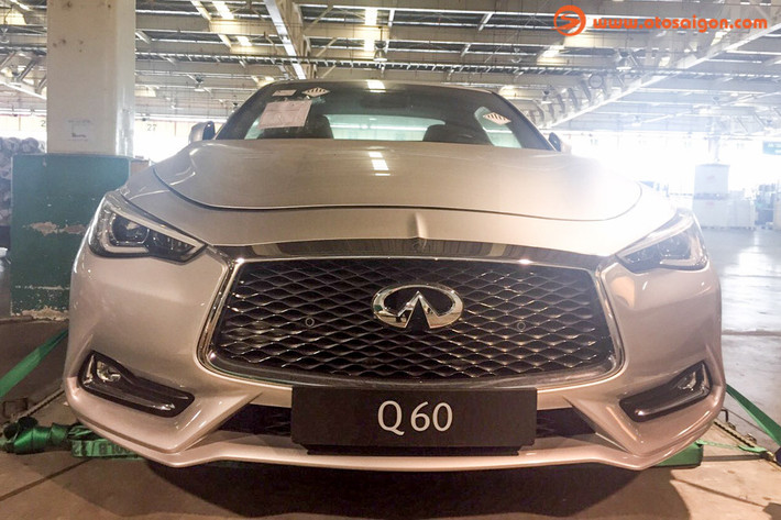 Infiniti Q60 ra mắt lần đầu tiên tại triển lãm Detroit 2016 diễn ra vào tháng 1 năm nay, Infiniti Q60 là chiếc xe thể thao có ngoại hình bóng bẩy, sở hữu các đường nét hấp dẫn đầy tinh tế.