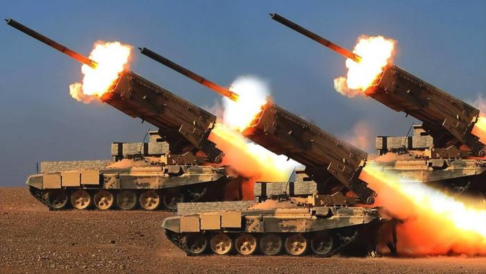 Ngoài ra, vũ khí nhiệt áp cực sát thương cũng đã xuất hiện trên chiến trường Nga và Ukraine. Khi loại vũ khí này xuất hiện trên chiến trường, có nghĩa là cuộc chiến đã bước vào giai đoạn "máy xay thịt", và tỷ lệ tử vong của quân Ukraine sẽ tăng lên rất nhiều.