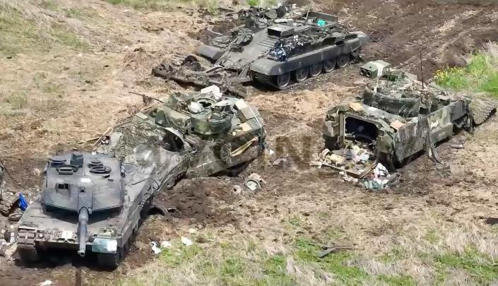 Sau khi số xe chiến đấu bộ binh M2 Bradley của Mỹ được chuyển giao cho Ukraine vào tháng 4 năm nay, nhiều nguồn tin phương Tây đã thông báo rằng, ít nhất một phần ba số phương tiện này đã được xác nhận bằng mắt thường là đã bị bỏ lại, bị hỏng hóc hoặc bị phá hủy. Ảnh: DV.
