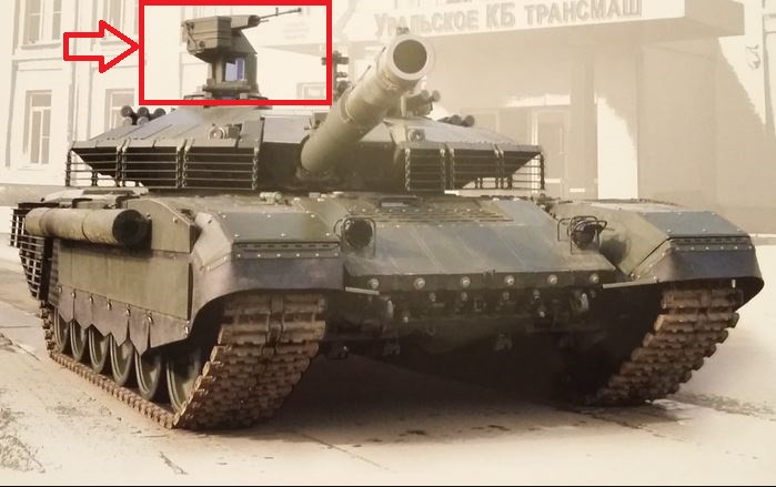 Súng máy Kord có cỡ nòng 12,7×108mm; tốc độ bắn đạt từ là 600–650 phát/phút, sơ tốc đầu nòng là 860 m/s; tầm bắn hiệu quả là 2.000 m. Đặc biệt súng máy Kord trên xe tăng T-90M, được điều khiển từ trong xe, pháo thủ không phải thò đầu lên để sử dụng như trên các mẫu xe tăng chủ lực T-72.