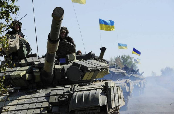 Không thể phủ nhận rằng, quân đội Ukraine đã tập hợp 2 quân đoàn và 30 lữ đoàn cho cuộc “đại phản công” ở hướng Zaporizhia. Nhưng sau khi phát động cái gọi là “phản công giai đoạn hai”, quân đội Ukraine phải dồn toàn bộ lực lượng dự bị vào tác chiến, như Lữ đoàn bộ binh cơ giới tinh nhuệ 116 và 118 của Quân đoàn 10.