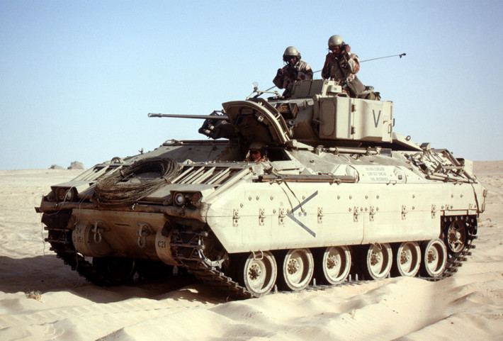 Xe chiến đấu bộ binh M2A2 Bradley ODS-SA được sản xuất bởi công ty công nghiệp quốc phòng BAE Systems. Thiết kế đầu tiên của M2 Bradley được bắt đầu từ cuối thập niên 1970; vào năm 1981, chiếc M2 Bradley đầu tiên được Quân đội Mỹ sử dụng.