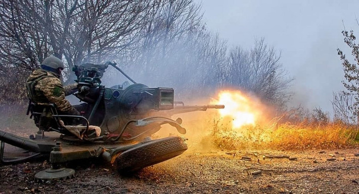 Mặc dù là vũ khí săn UAV, nhưng ZU-23-2 của Ukraine cũng phải được ngụy trang kỹ càng, nhằm tránh bị UAV trinh sát của Nga phát hiện và bị UAV tự sát Lancet phá hủy. Mặc dù đơn giản và đã cũ, ZU-23-2 cũng đã góp phần làm gián đoạn hoạt động của UAV của Nga, khiến nó trở thành mục tiêu ưu tiên cao của Quân đội Nga. Do đó, các khẩu đội ZU-23-2 phải thường xuyên cơ động thay đổi vị trí trận địa.