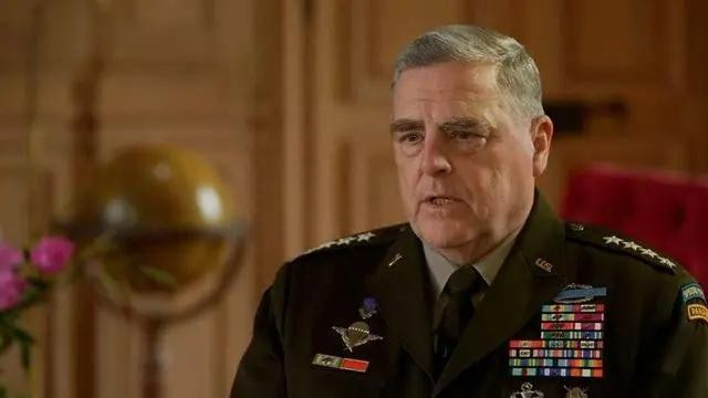Tướng Mark Milley, cựu Chủ tịch Hội đồng Tham mưu trưởng Liên quân Mỹ, người hiếm khi nói bất cứ điều gì khiến mọi người cảm thấy phấn chấn. Nhưng gần đây cho rằng, cuộc chiến tiêu hao kéo dài, tàn khốc và đẫm máu; nhưng ông khẳng định về hiệu quả chiến đấu của quân đội Ukraine.