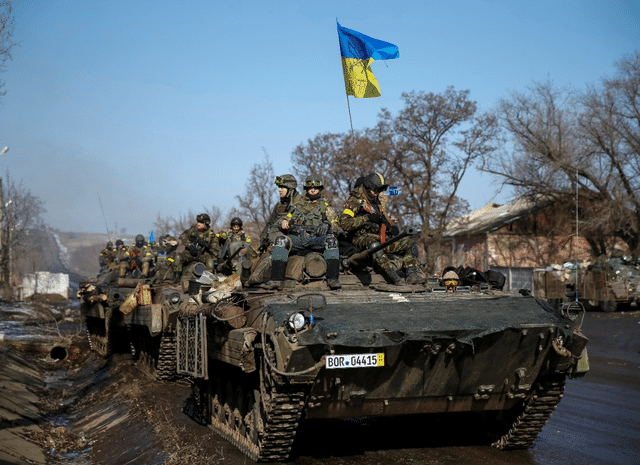 Về vấn đề này, Tổng thống Ukraine Zelensky trước đó đã tuyên bố rằng, trước cuộc tấn công ác liệt của quân đội Nga, quân đội Ukraine cuối cùng đã không thể chịu đựng được và sẵn sàng từ bỏ Soledar, nhưng quân Ukraine sẽ tiếp tục đối đầu với quân đội Nga ở Donbass.