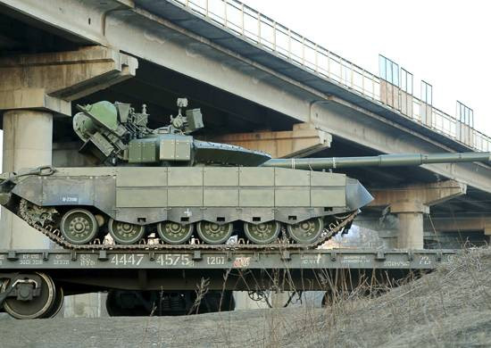Các chuyên gia Ukraine tin rằng, Nga đã nhập khẩu các phụ kiện và linh kiện điện tử liên quan; giúp tăng cường đáng kể khả năng chiến tranh điện tử, phát hiện và định vị nhanh chóng các mối nguy hiểm đe dọa với xe tăng của họ. Kết quả là nhiều tên lửa và UAV tự sát của Ukraine đã bay chệch mục tiêu.