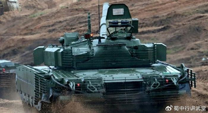 Ông Potapov cho biết, "xe tăng bay" hoạt động tốt ở khu vực chiến trường Ukraine, sẽ được tiếp tục được Nga sản xuất. Có vẻ như Nga đang chuẩn bị sản xuất T-80 ở quy mô công nghiệp, biến chúng thành "vũ khí chiến thắng" giống như chiếc T-34 huyền thoại trong Chiến tranh Vệ quốc vĩ đại.