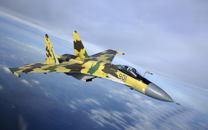 Su-35S là máy bay chiến đấu tiên tiến thứ hai của Nga sau Su-57 và nằm trong số các máy bay chiến đấu đa năng thế hệ 4++ tiên tiến nhất thế giới. Thậm chí một số chuyên gia hàng không quân sự tin rằng, Su-35 có thể đối đầu với chiến đấu cơ tàng hình F-22 hoặc F-35 của Mỹ ở cự ly gần hoặc ngoài tầm nhìn (BVR).