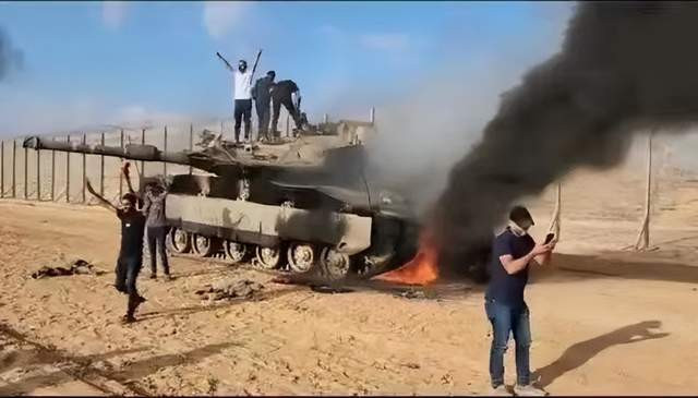 Trong bối cảnh hiện nay, các chuyên gia Trung Đông đã đưa ra nhận xét rằng, Israel có thể cố gắng “giải quyết cơ bản vấn đề với Dải Gaza” như với vùng đất ly khai Nagorno-Karabakh của Azerbaijan. Bản thân Dải Gaza, với tư cách là một đơn vị hành chính-lãnh thổ riêng biệt, “có thể sẽ không còn tồn tại”.