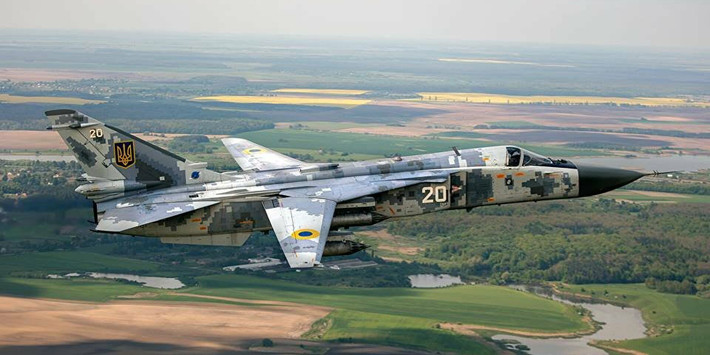 Nếu không có những tên lửa tấn công tầm xa như Storm Shadow, thì những chiếc Su-24 ít ỏi còn lại của Ukraine, cũng chỉ “để làm cảnh”; do chúng không thể bay tới khu vực chiến tuyến để ném bom thường, do phòng không Nga quá mạnh.