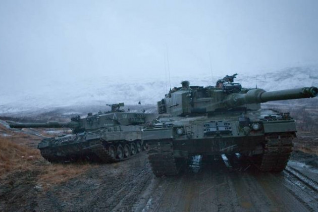Hiện tại theo thông tin sơ bộ, đã có ít nhất 11 xe tăng Leopard 2 ở Ukraine, số lượng đủ thành lập một đại đội. Điều này có nghĩa là ngoài 4 xe tăng Leopard 2 đã đến trước đó từ Ba Lan, các phương tiện chiến đấu khác thuộc loại này đã đến Ukraine.