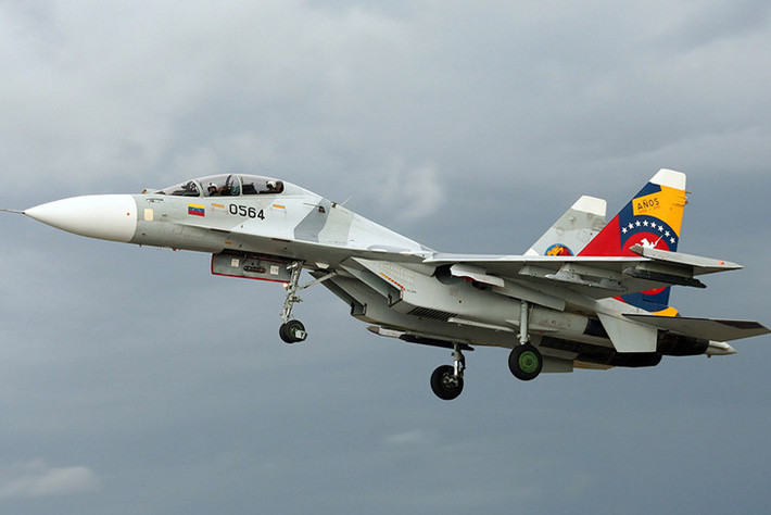 Ngày nay, Su-30MKK vẫn đang phục vụ trong Không quân Trung Quốc và Nga cũng kiếm được rất nhiều tiền với những hợp đồng bán máy bay chiến đấu dựa trên dòng Su-27 tại Trung Quốc. Rõ ràng đây là một tình huống đôi bên cùng có lợi: Trung Quốc nhận được vũ khí và công nghệ, còn Nga nhận được tiền.