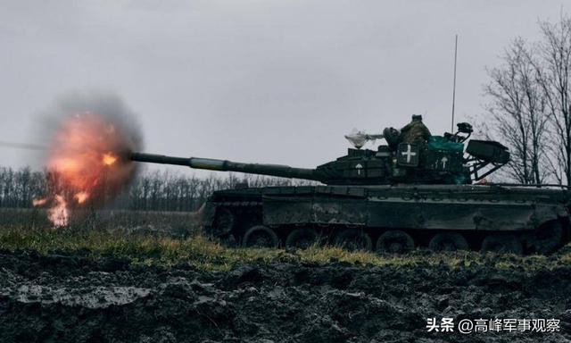 Đặc biệt trong bối cảnh các trận chiến ác liệt nổ ra trên khắp Donbass, dù là quân chính quy Nga hay lính đánh thuê Wagner, đều cần sử dụng linh hoạt vũ khí khí tài được trang bị, theo đúng tư tưởng “đánh bằng vũ khí hiện có". Tối đa hóa sức mạnh tấn công của loại vũ khí đặc biệt.