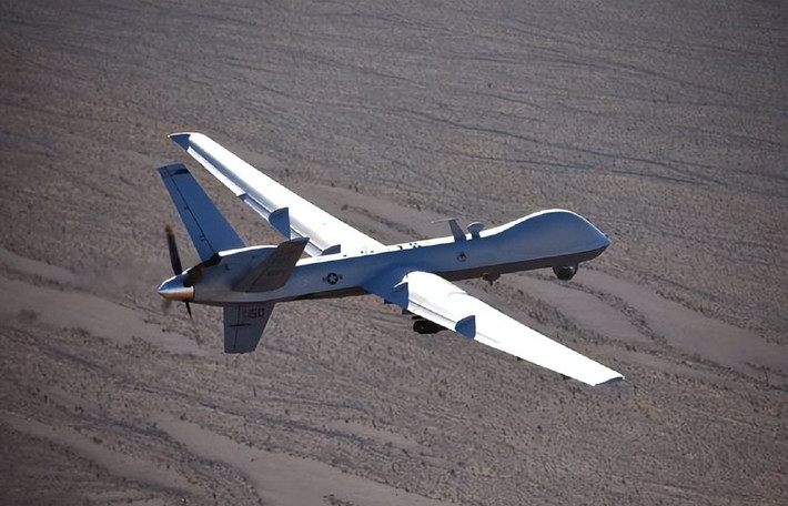 MQ-9 được trang bị hệ thống radar đa trinh sát mặt đất khẩu độ tổng hợp tiên tiến và hệ thống trinh sát quang học có độ chính xác cao, thời gian hoạt động liên tục trên không 27 giờ (mẫu MQ-9 ER có thời gian hoạt động 34 giờ); chỉ cần một chiếc UAV MQ-9 có thể đáp ứng nhu cầu trinh sát liên tục 24/24 giờ.