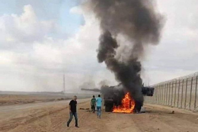 Một số video cho thấy cảnh chiếc xe tăng Merkava nổi tiếng của Israel đã bị phá hủy và những chiếc Merkava-4 mới nhất khác bị “bỏ rơi”. Merkava được cơ quan phân tích quân sự Mỹ xếp loại là loại xe tăng chiến đấu chủ lực tốt nhất thế giới vào năm 2010.