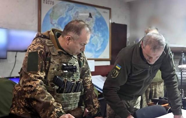 Do lãnh đạo Quân đội Ukraine và Tổng thống Zelensky từ chối rút quân khỏi Bakhmut; như vậy các hành động chiến đấu của lính đánh thuê Wagner, có thể tạo ra vòng vây với 25.000 binh sĩ Ukraine ở trong thành phố và khu vực xung quanh Bakhmut.
