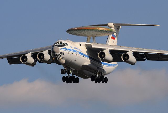 Số lượng máy bay AWACS được Không quân Liên Xô trang bị từ những năm 1960 cho đến khi tan rã với hai phiên bản chủ yếu. Phiên bản máy bay AWACS thế hệ thứ nhất Tu-126, Liên Xô sản xuất chỉ có hơn 10 chiếc và số lượng AWACS dòng A-50 thế hệ thứ hai là khoảng 40 chiếc (đến thời điểm Liên Xô tan rã năm 1991).