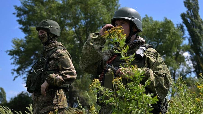 Điều đáng chú ý là trước cuộc tấn công của quân đội Ukraine xung quanh Rabotino, quân đội Nga không chỉ tập trung bảo vệ vị trí hiện có, mà còn có hoạt động nhằm khôi phục vị trí ở trung tâm làng Rabotino. Hiện Sư đoàn đổ bộ đường không 76 của Nga đã có mặt ở phía nam tuyến Rabotino – Verbovoe.