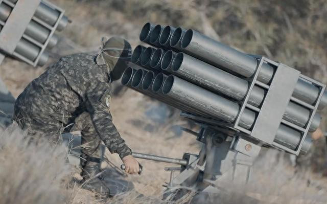 Hơn nữa, mối quan hệ giữa Hamas và Iran ngày càng thân thiết hơn, và Hamas đã bí mật nhận được rất nhiều sự ủng hộ từ nhiều phía, điều này giúp ích rất nhiều cho việc khôi phục sức mạnh sau này. Tất cả những điều trên khiến tên lửa của Hamas thực sự mang tính đe dọa hơn.