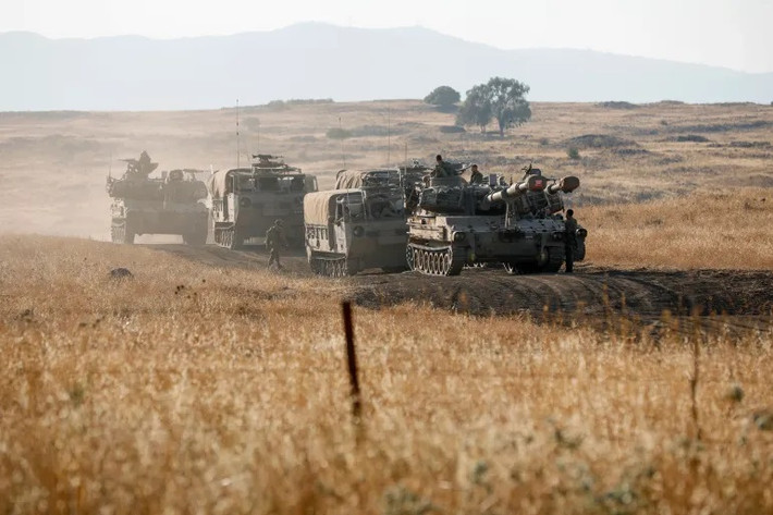 Tuy nhiên, cuộc xung đột vũ trang giữa Israel và Hezbollah ở Lebanon năm 2006 đã truyền cảm hứng cho suy nghĩ của Hamas. Khi đó, quân đội Israel không có lợi thế rõ ràng trong cuộc đối đầu quân sự và sức mạnh quân sự của chính họ đã bị tổn thất nặng nề.