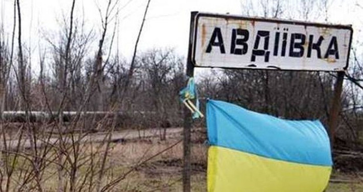 Và rồi đột nhiên, vào rạng sáng ngày 10/10, các đơn vị Ukraine bắt đầu rút lui ra ngoài thành phố. Tại khu vực vi quận 9 - đây là khu dân cư của Avdeevka với những tòa nhà cao tầng gần sân bay Donetsk và làng Opytnoye - sự hoảng loạn bắt đầu trong hàng ngũ của quân Ukraine.