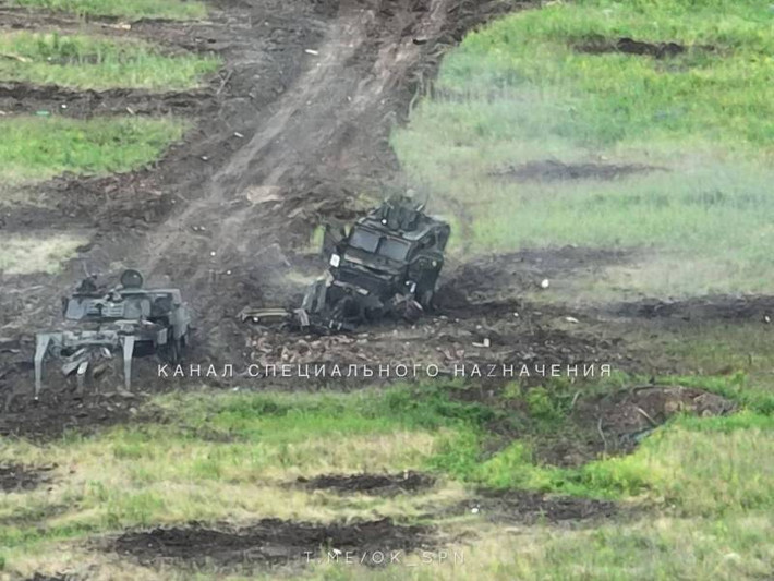 Đáng chú ý là các đơn vị của Quân đội Nga đã phá hủy một nửa số xe rà phá mìn Leopard 2R HMBV do Phần Lan chuyển giao cho Ukraine và một chiếc khác đã bị Ukraine bỏ lại sau chiến đấu, mà không rõ thực trạng. Ảnh: SPN.