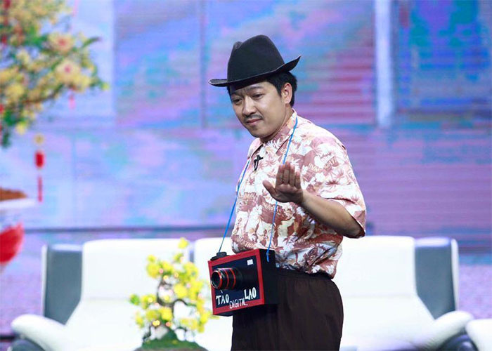 Nổi tiếng với các vở kịch, bộ phim, game show đồng nghĩa với việc cát sê của Trường Giang ngày càng cao.