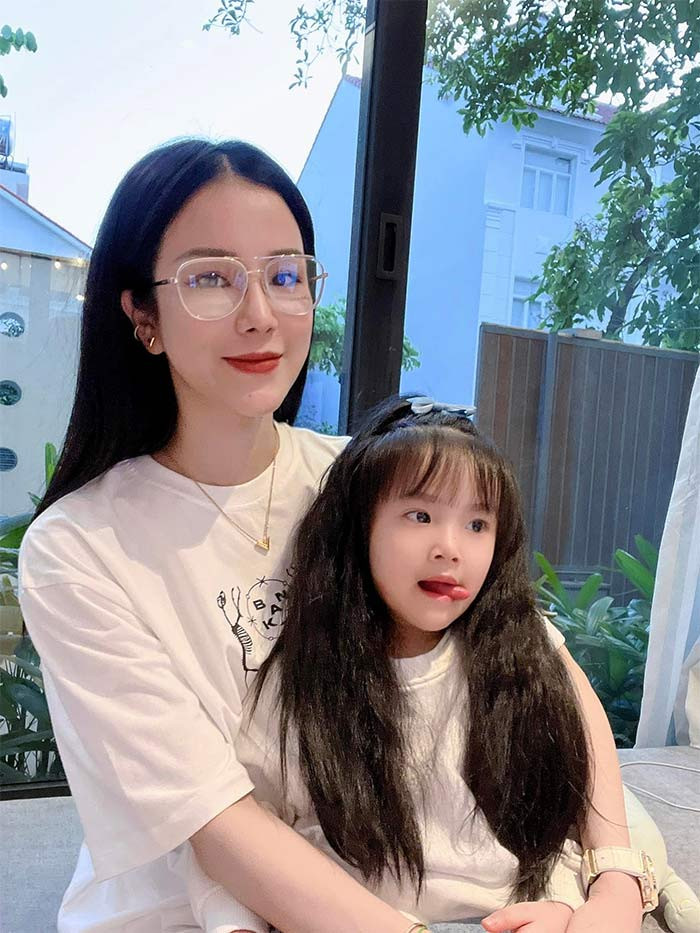 Boorin có khuôn mặt lém lỉnh, đáng yêu.