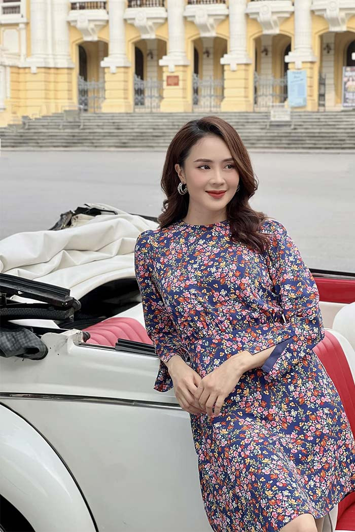 Hồng Diễm là một trong những nữ diễn viên ăn mặc rất kín đáo, không phô trương, không khoe da thịt nhưng vẫn cực kỳ thu hút mỗi khi xuất hiện.