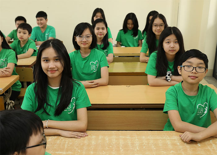 Năm nay Minh Thùy mới bước vào lớp 6 nhưng nhìn cô bé rất chững chạc so với các bạn cùng lứa.