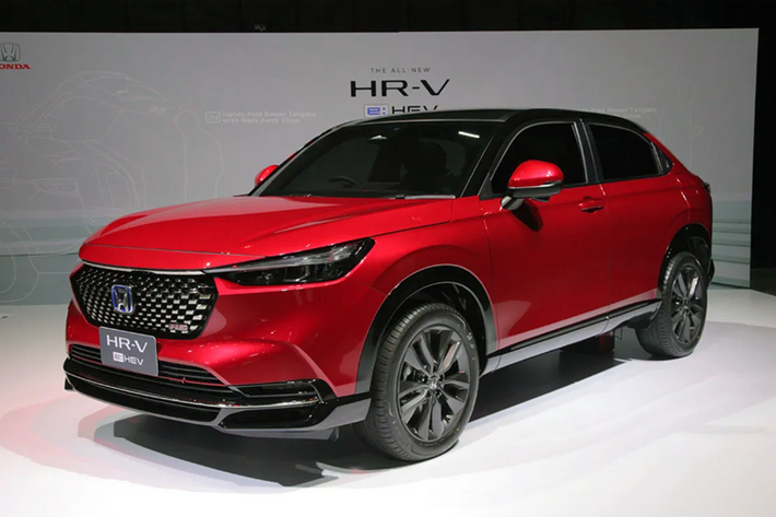 Theo ông Koji Sugita, Tổng giám đốc Honda Việt Nam, cho biết: "Chúng tôi đang có kế hoạch giới thiệu thêm mẫu ôtô Honda HEV mới và một số mẫu xe phân khối lớn mới được ra mắt tại triển lãm EICMA cũng sẽ được giới thiệu đến khách hàng Việt Nam".