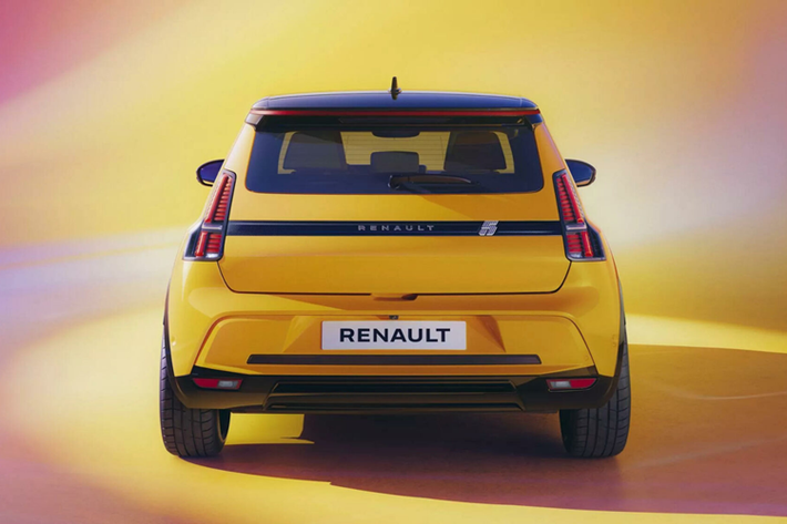 Xe sẽ được sản xuất tại Pháp và bán ra thị trường vào tháng 9/2024. Sau đó, Renault hướng đến mục tiêu tự sản xuất pin xe kể từ mùa hè 2025.