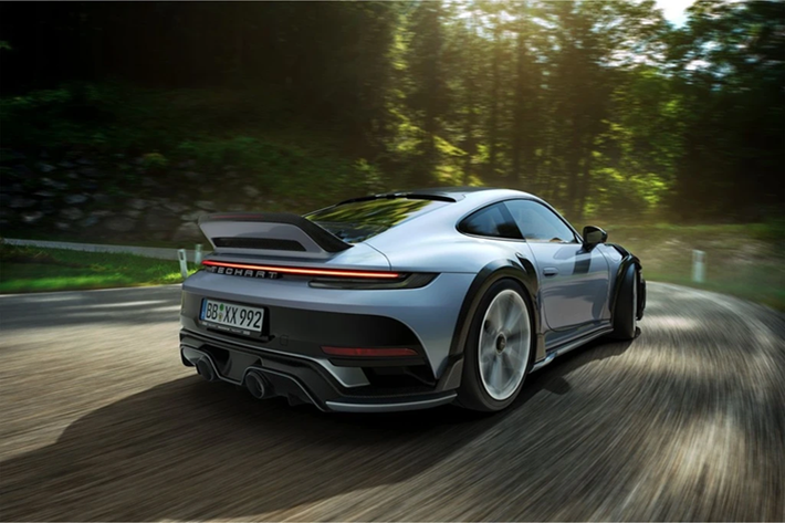 Với số lượng chỉ 25 chiếc toàn cầu, mức giá xe Porsche 911 TechArt GTstreet R Touring chắc chắn sẽ cao hơn nhiều so với con số khởi điểm của mẫu 911 Turbo S là 230.400 USD. Tại Việt Nam, 911 Turbo S có giá từ 16,5 tỷ đồng.