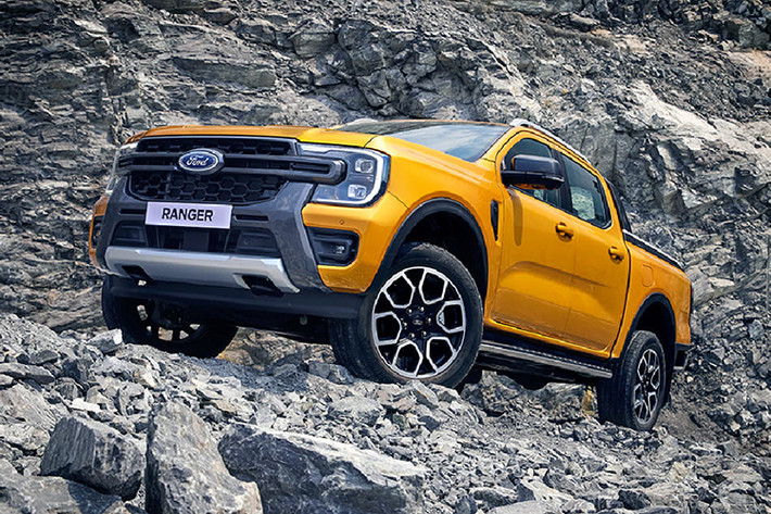 Đối với thị trường Việt Nam, mẫu xe Ford Ranger Wildtrak V6 này sẽ khó về nước ta bởi động cơ V6 3.0L bị áp thuế nhiều hơn so với 2.0L Bi-Turbo, nên giá bán cao sẽ khó tiếp cận với người tiêu dùng Việt.