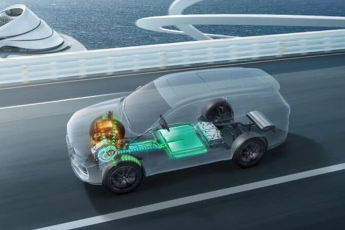 Nền tảng khung gầm M3X có thể kết hợp với hệ thống hybrid DHT của Chery, gồm một động cơ xăng kết hợp với hai mô-tơ điện thông qua hộp số 3DHT165. Vài năm trước, đây là hộp số đầu tiên trên thế giới sử dụng cùng lúc hai mô-tơ điện.