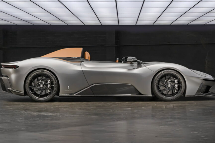 Siêu xe Pininfarina B95 Gotham sẽ ra mắt công chúng tại The Quail: A Motorsports Gathering vào ngày 16 tháng 8, như một phần của Tuần lễ xe hơi Monterey 2024. Theo Pininfarina, mẫu xe này sẽ là một chiếc xe trưng bày vì chiếc xe thực tế dành riêng cho khách hàng của họ hiện đang được chế tạo tại xưởng sản xuất Pininfarina ở Cambiano, Ý.