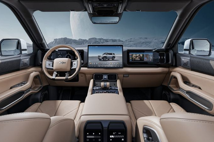 Hai công ty BYD & Huawei đặt mục tiêu phát triển giải pháp lái xe thông minh off-road độc quyền đầu tiên trên thế giới. Để làm được điều này, hệ thống Qiankun ADS 3.0 tích hợp trên Leopard 8 sẽ được tinh chỉnh lại, để phù hợp với một mẫu xe chuyên dành cho việc off-road.