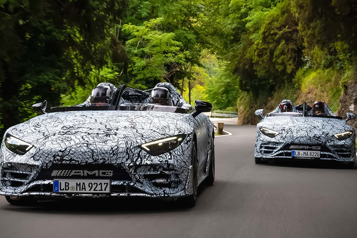 Sau khi ra mắt thế giới vào tháng 5/2024 tại một sự kiện ở Monaco, Mercedes-AMG PureSpeed 2025 mới đã có mặt trên đường phố nhưng chưa phải bản thương mại. Thay vào đó, đây chính là những chiếc xe đang ở trong giai đoạn thử nghiệm phát triển cuối cùng trước khi tiến hành sản xuất thương mại.