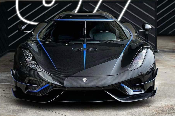 Fanpage chính thức của Gumball 3000 gần đây đã hé lộ "thành viên thứ 67 sẽ tham gia vào hành trình siêu xe lớn nhất thế giới năm nay, đó chính là siêu phẩm Koenigsegg Regera bản Honey. Được biết, chủ sở hữu của chiếc megacar này là một đại gia đến từ Mỹ có tên Dan Kang, tay chơi xe có tiếng trên toàn cầu.