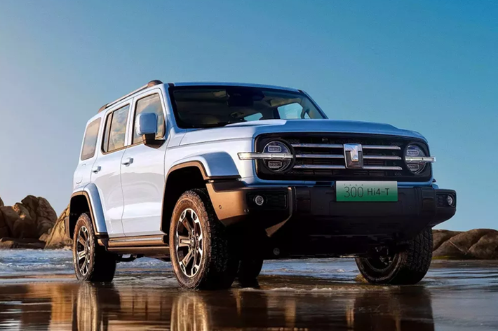 Ngày 22/4/2024 vừa qua, hãng Great Wall Motor (GWM) đã chính thức tung ra phiên bản mới của dòng SUV hạng trung Tank 300 2024 mới. Có tên Hi4-T, phiên bản mới này sở hữu giá bán 269.800 Nhân dân tệ (khoảng 944 triệu đồng) tại thị trường Trung Quốc.