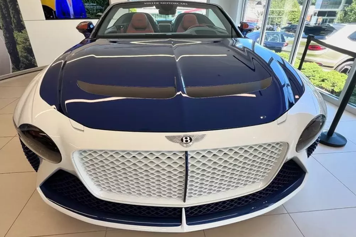 Đặc biệt là các mẫu xe triệu đô la như Bentley Mulliner Bacalar 2024 mới chỉ dành cho nhà sưu tập, các tỷ phú, hoặc showroom muốn thể hiện đẳng cấp.