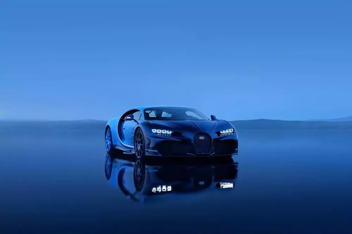 Vào năm 2016, Bugatti đã giới thiệu mẫu xe thay thế Veyron, với việc sản xuất hạn chỉ đúng 500 chiếc trên toàn thế giới. Kể từ khi ra mắt cho đến sau này, Bugatti Chiron đặc biệt đã có vị thế vô song, nhanh chóng trở thành một biểu tượng của siêu xe tốc độ mang tên megacar.