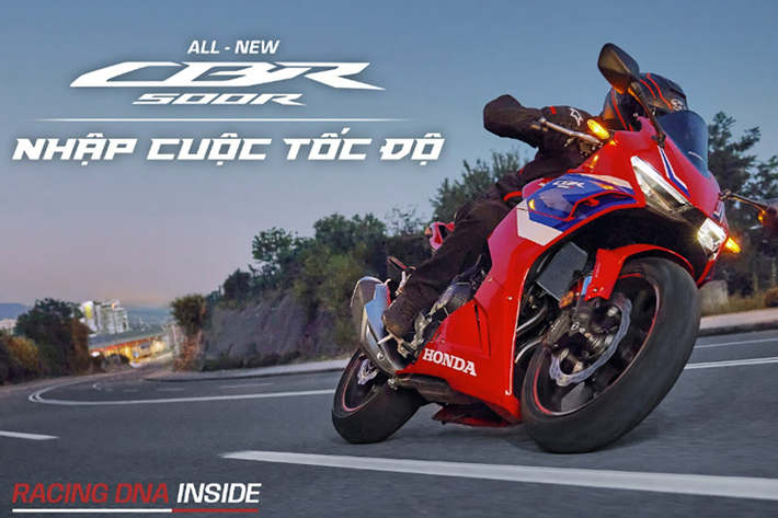 Lấy cảm hứng từ dòng Fireblade huyền thoại, CBR500R 2024 nổi bật trong thiết kế mới sắc nét từ đèn pha, đèn hậu mới, cùng các chi tiết thân xe được điều chỉnh thon gọn với các cánh gió nhỏ, giúp cải thiện cảm giác điều khiển phần đầu xe.