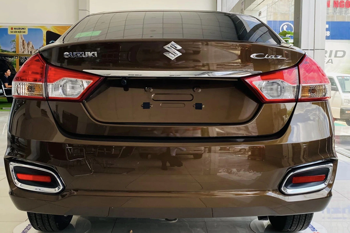 Cung cấp sức mạnh cho Suzuki Ciaz là động cơ xăng 4 xi-lanh, dung tích 1.4L, sản sinh công suất tối đa 91 mã lực và mô-men xoắn cực đại 130 Nm. Động cơ đi cùng hộp số tự động 4 cấp, Mức tiêu thụ nhiên liệu trung bình của mẫu xe này là 5,79 lít/100 km.