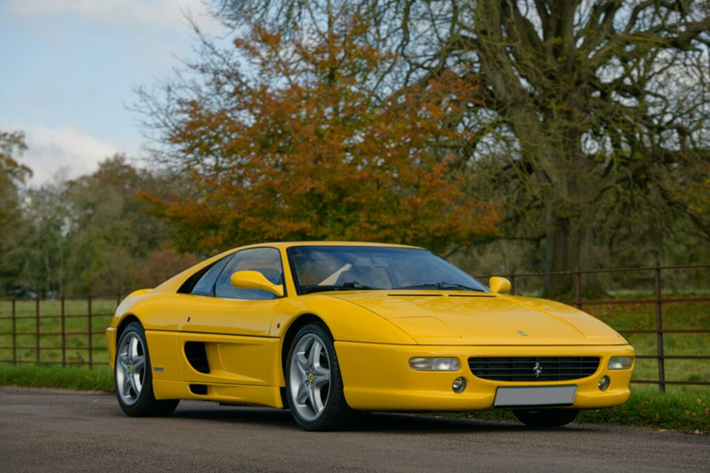 Các biến thể của F355 Berlinetta gồm những phiên bản như Spider, GTS Targa và F355 Challenge. Sức hấp dẫn của F355 Berlinetta khiến đây trở thành mẫu xe phổ biến nhất trong lịch sử Ferrari vào thời điểm bấy giờ.