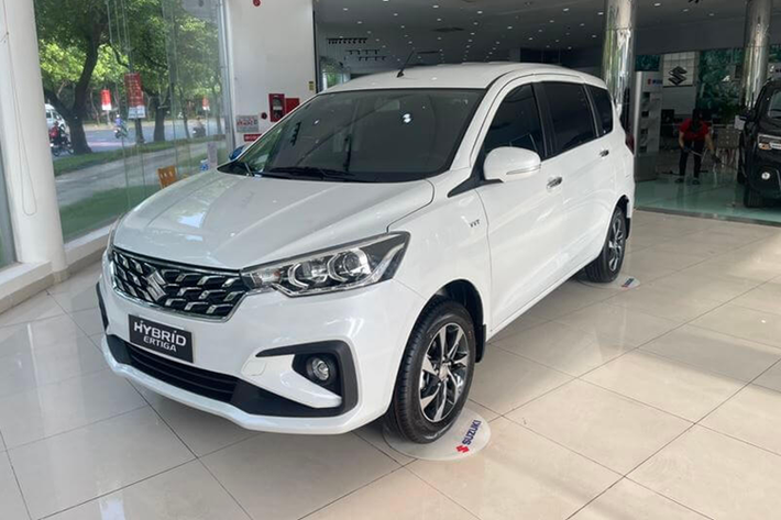 Với doanh số này, Suzuki Ertiga Hybrid đồng thời cũng là mẫu xe hybrid bán chạy nhất tại Việt Nam trong tháng 3/2024. Chương trình ưu đãi mới trong tháng 5/2024 hứa hẹn sẽ giúp cặp đôi Suzuki Ertiga Hybrid và XL7 giữ vững được phong độ.