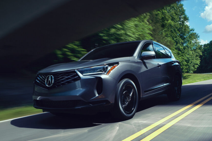 Acura RDX thế hệ thứ ba hiện sẽ có một số chỉnh sửa nhỏ từ trong ra ngoài cho phiên bản được sản xuất cho năm 2025. Đây là lần nâng cấp thứ hai của chiếc Crossover kể từ khi mẫu xe được bán lần đầu tiên vào năm 2018 và có lần thay đổi đầu tiên vào năm 2022.