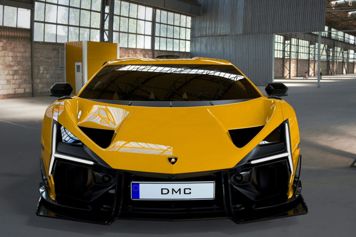DMC đã ra mắt gói độ E-GT với những hình ảnh thiết kế đồ họa CGI, nhưng gói nâng cấp này có một diện mạo hầm hố hơn nhiều so với bộ Bodykit Molto Veloce, nổi bật với cánh gió sau cỡ lớn ốp liền với hai bên khuếch tán sau của xe và cánh gió này cũng được trang bị một vây lướt gió đứng được lắp đặt dọc trên nắp động cơ xe.